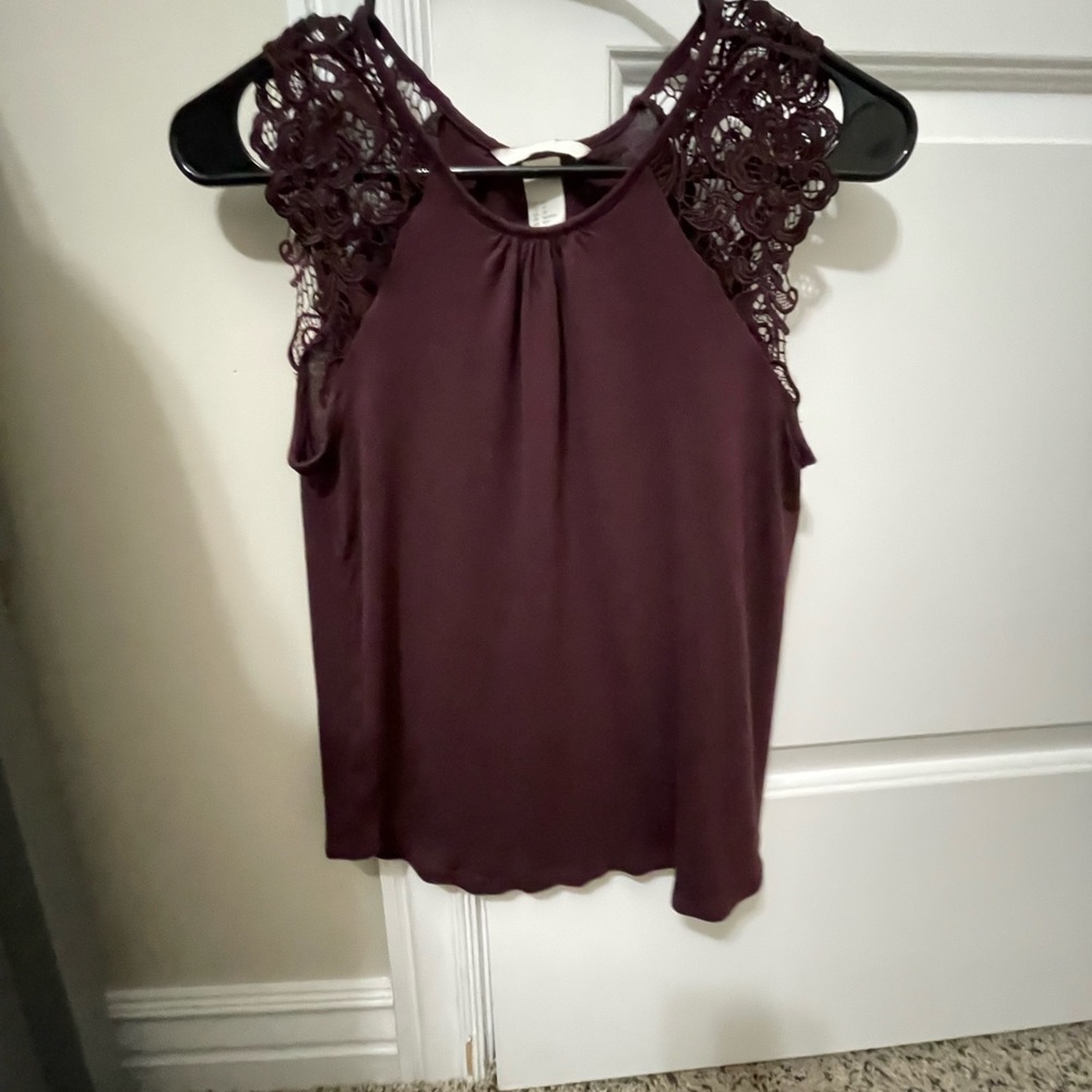H & M shirt